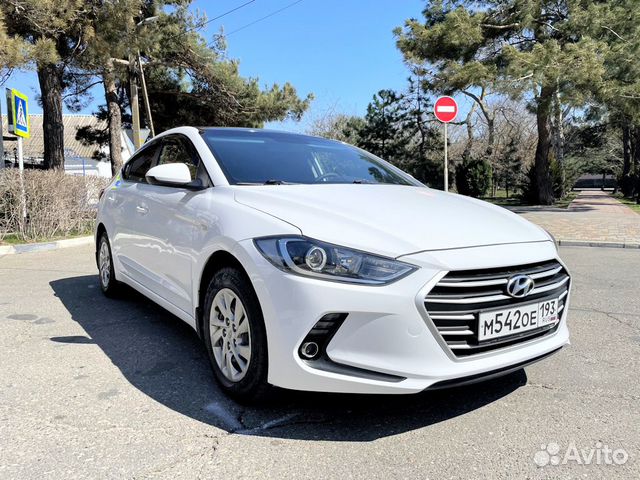 Аренда автомобиля Hyundai Elantra в Новороссийске