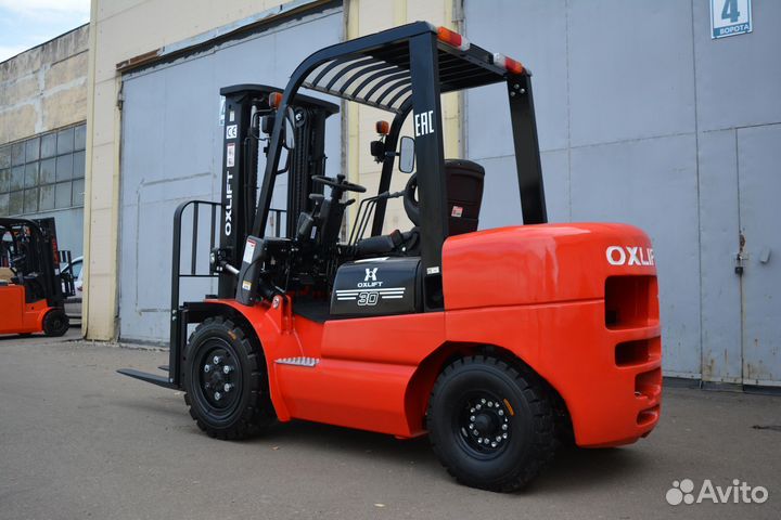 Вилочный погрузчик OXLIFT CPCD30, 2023