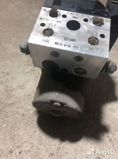 Блок ABS Ауди а6 с5 дорест 1999