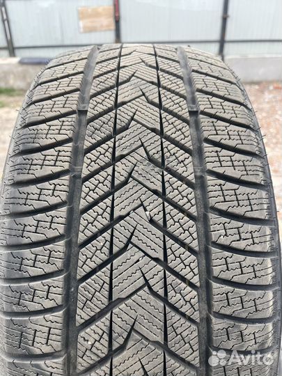 Arivo Winmaster ProX ARW5 245/40 R19 и 275/35 R19 100V