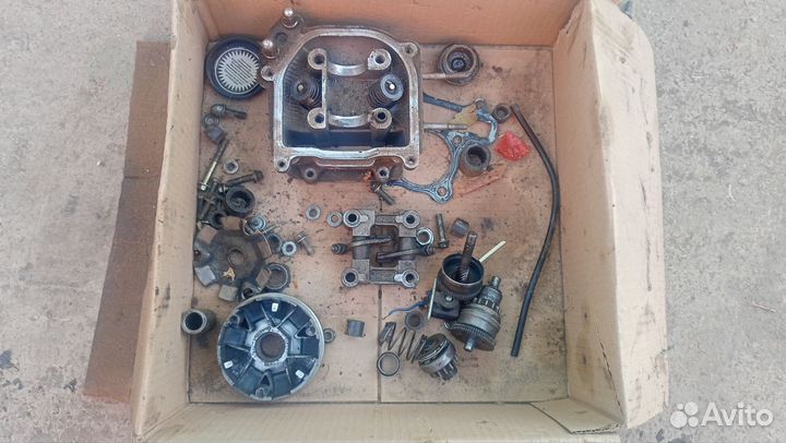 Запчасть на китайский скутер 139qmj запчасти