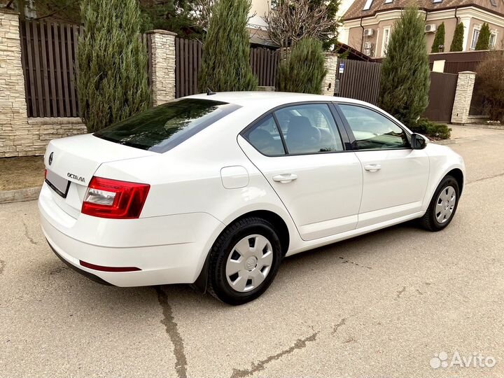 Skoda Octavia 1.6 AT, 2018, 14 095 км