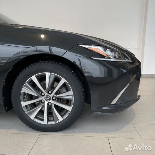 Lexus ES 2.5 AT, 2018, 181 000 км