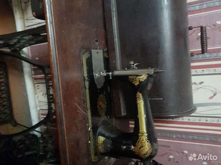 Машинка швейная П.Г.М.З