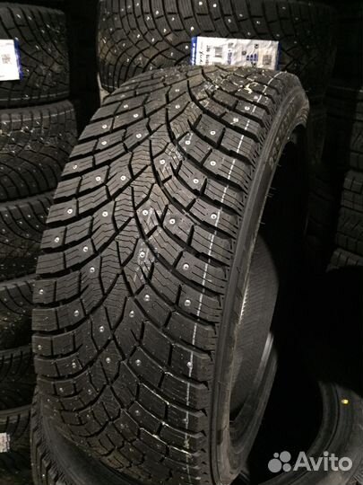 Triangle IcelynX TI501 235/65 R17 108T