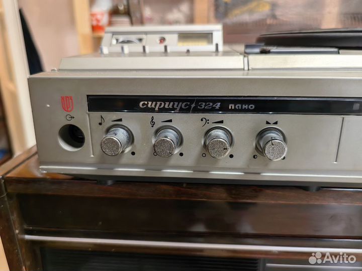 Проигрыватель пластинок Сириус - 324 + колонки