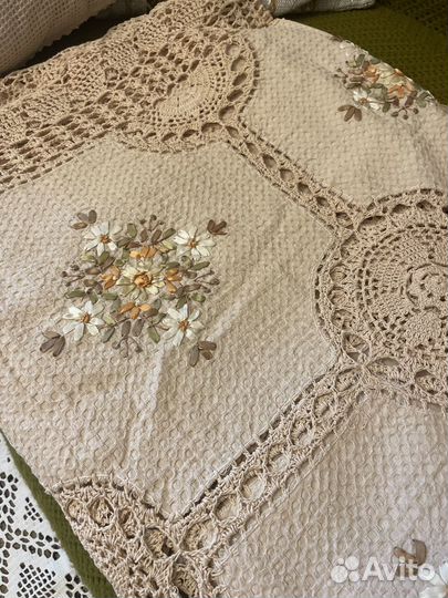 Старинное кружевное покрывало, скатерти