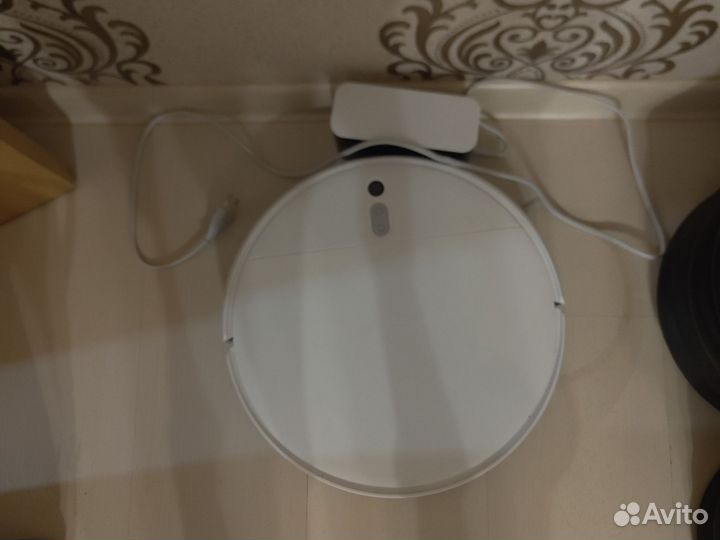 Робот-пылесос Xiaomi Mi Robot Vacuum Mop белый