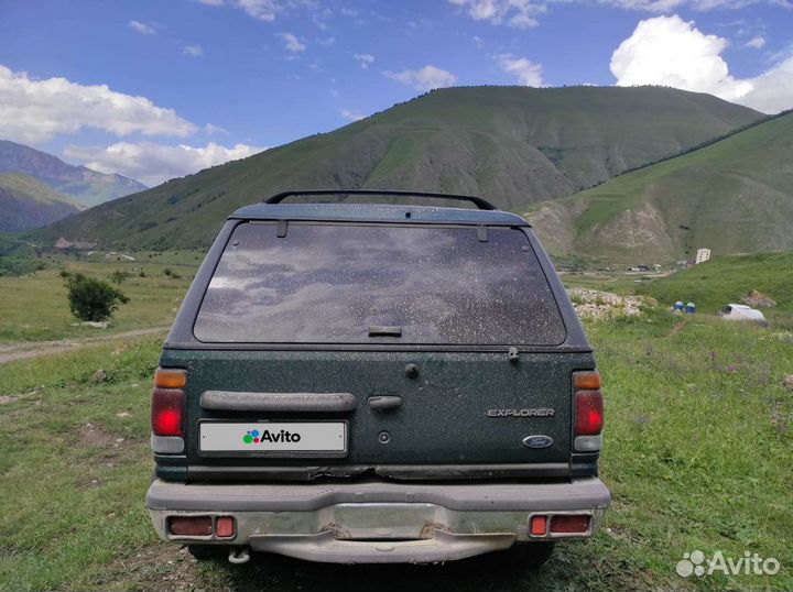 Ford Explorer 4.0 AT, 1997, 250 000 км