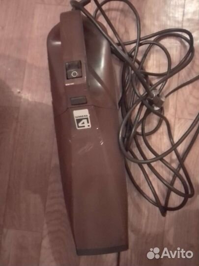 Пылесос Шмель компактный и робот пылесос бу