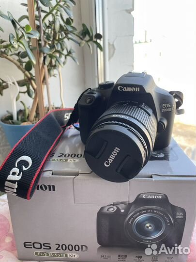 Фотоаппарат canon eos 2000d