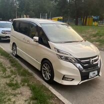 Nissan Serena 2.0 CVT, 2017, 71 000 км, с пробегом, цена 2 250 000 руб.