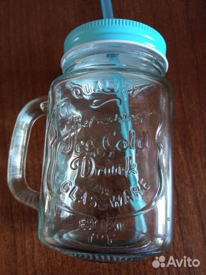 Стеклянная кружка для напитков