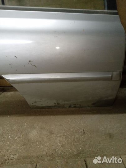 Дверь задняя правая kia rio 1 универсал б/у. х/с