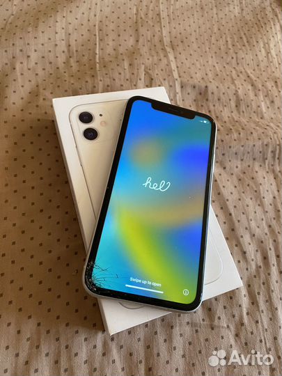 iPhone 11, 64 ГБ