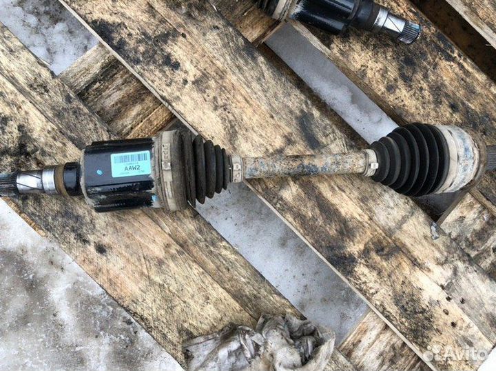 Полуось (привод) передний левый