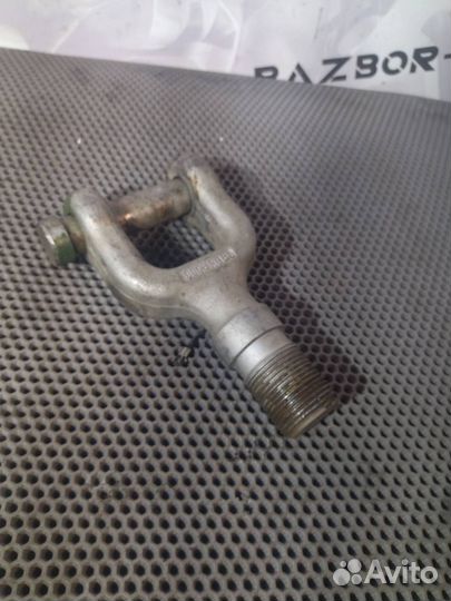 Крюк буксировочный MAN TGX 2008