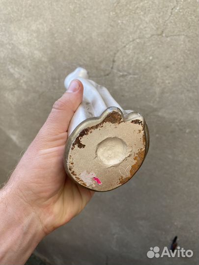 Статуэтка кошка