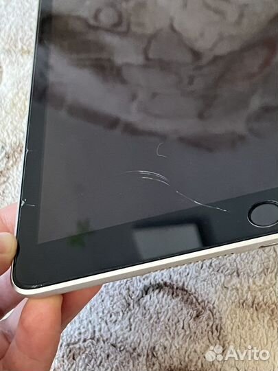 Apple iPad 10.2 Wi-Fi 64GB Silver (MK2L3)