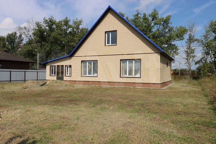 Дом 157,3 м² на участке 15 сот.