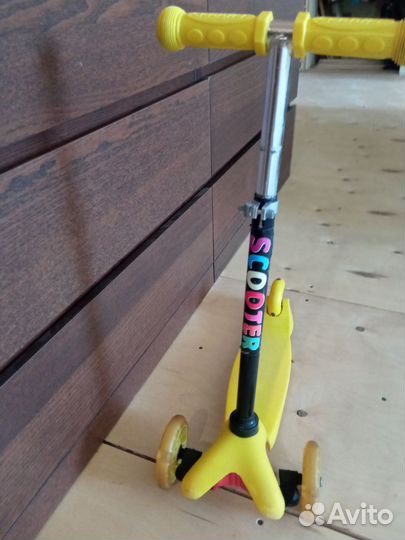 Самокат детский трехколесный Scooter