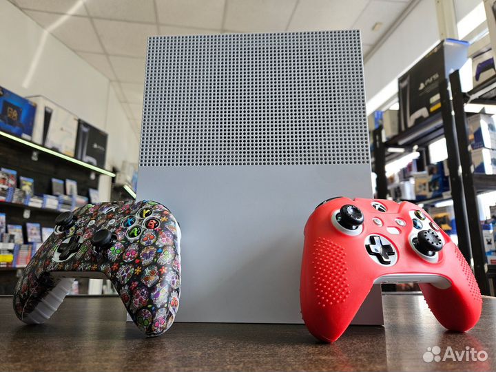 Xbox One S в прокат-аренду