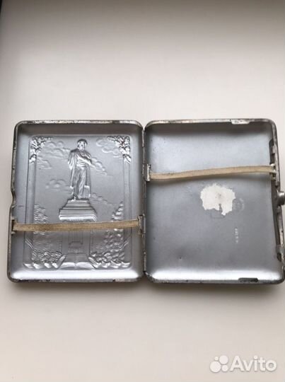Портсигар «памятник Пушкину»