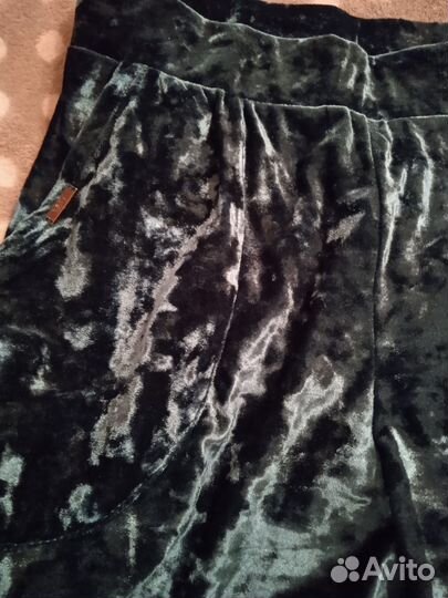 Костюм спортивный новый 46-48 велюр