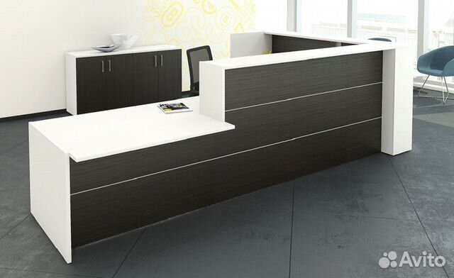 Стойка ресепшн