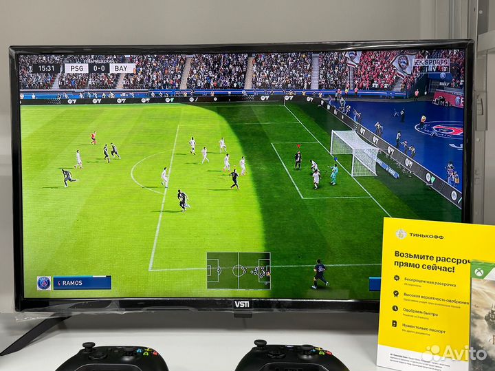 Xbox One + 485 игр + 2 геймпада