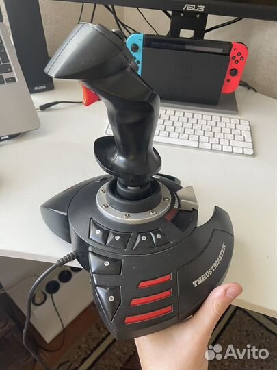 Thrustmaster T-Flight Stick X