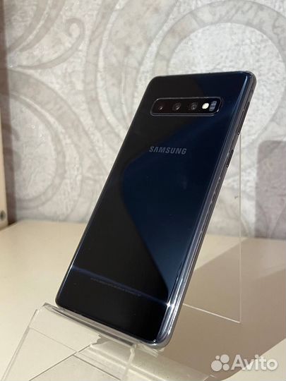 Samsung Galaxy S10, 8/512 ГБ