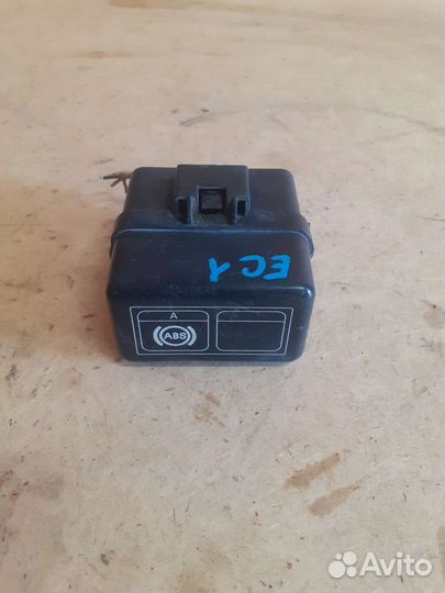 Реле Mitsubishi Galant 8