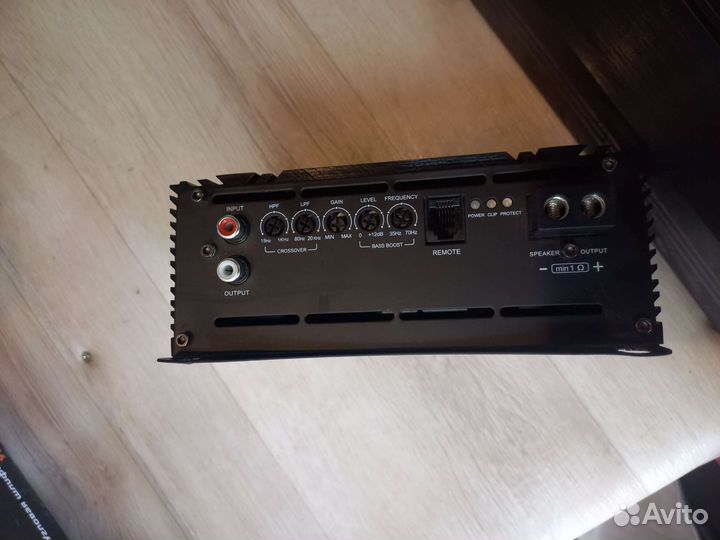 Автомобильный усилитель