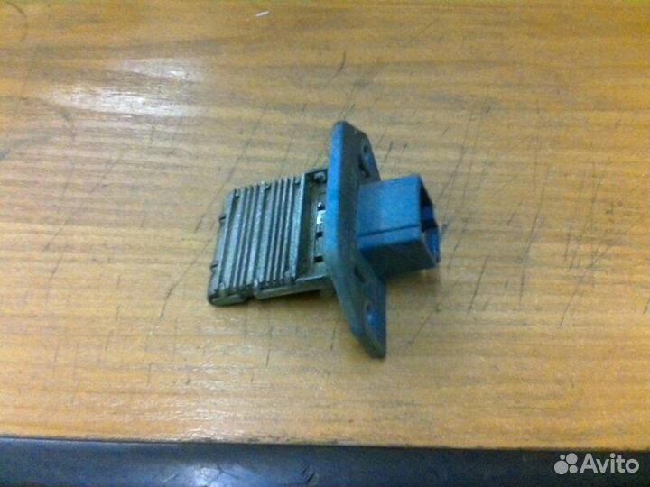 Резистор отопителя Chevrolet Aveo седан 1 2008
