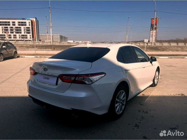 Toyota Camry, 2022