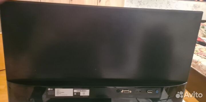 Игровой IPS монитор LG 24MP59G-P 23.8'' 75 гц