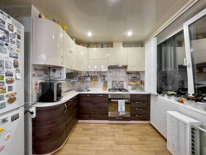 4-к. квартира, 60 м², 8/9 эт.