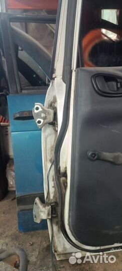 Дверь боковая задняя правая Заз Сенс