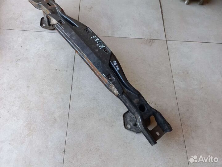 Усилитель заднего бампера bmw 320d F30