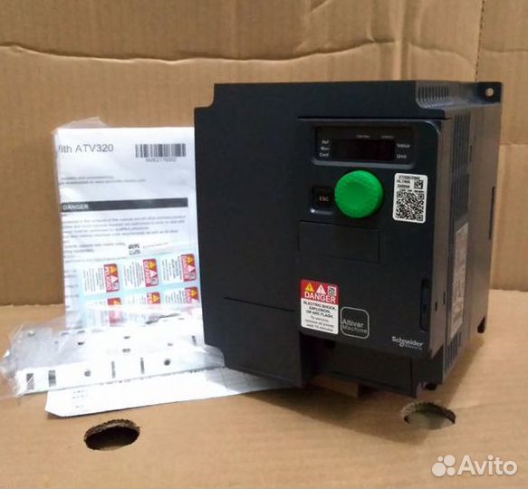 Преобразователь Schneider Electric ATV320D15N4C