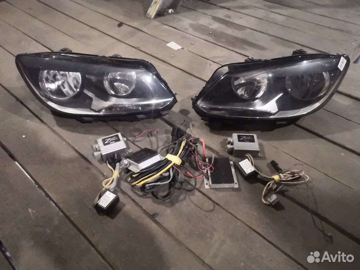 Фары Volkswagen Touran 1T
