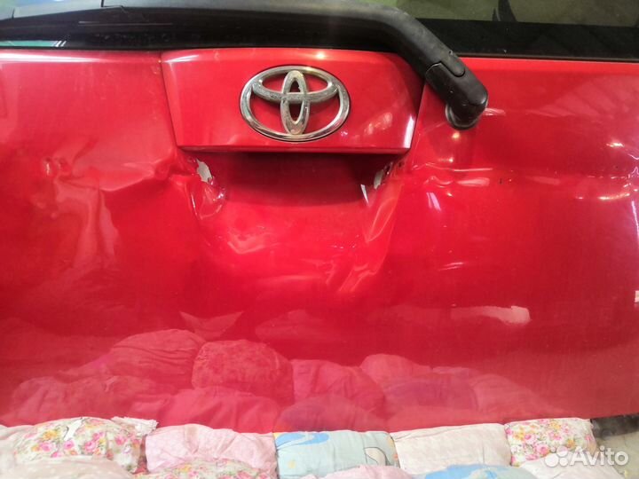 Дверь багажника toyota Passo