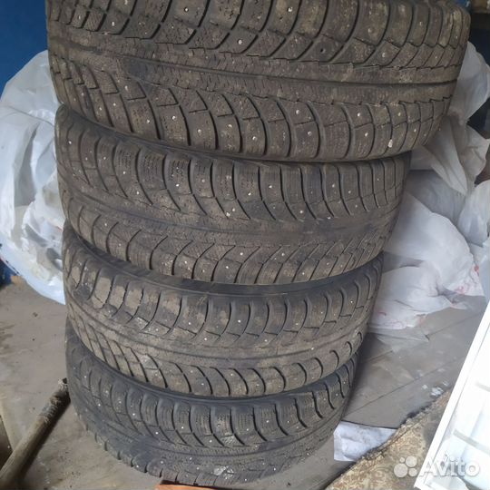 Колеса зимние 185 60 r15