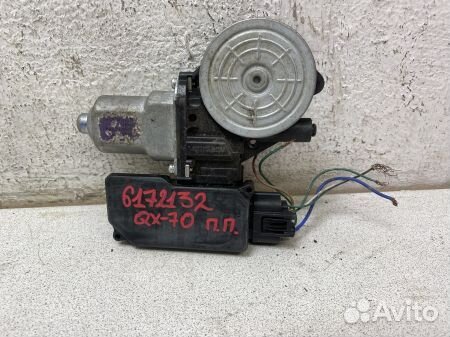 Моторчик переднего правого стеклоподъемника