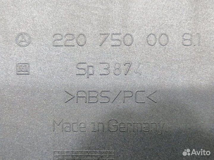 Накладка крышки багажника Mercedes-Benz S 320 Cdi