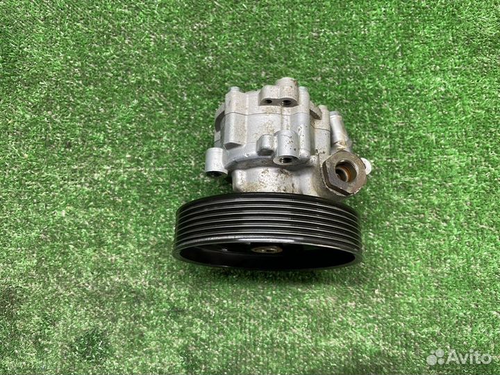 Насос гидроусилителя Renault Duster