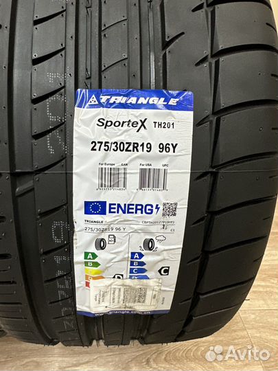 Triangle Sports TH201 245/35 R19 и 275/30 R19 104V
