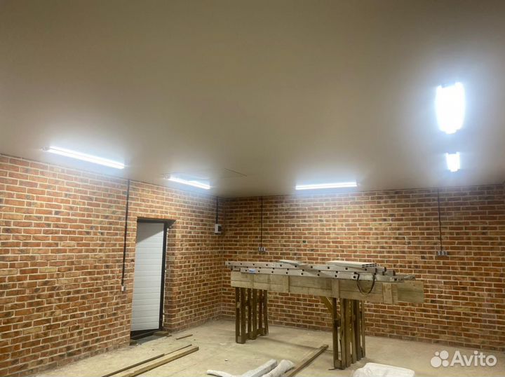 Натяжные потолки