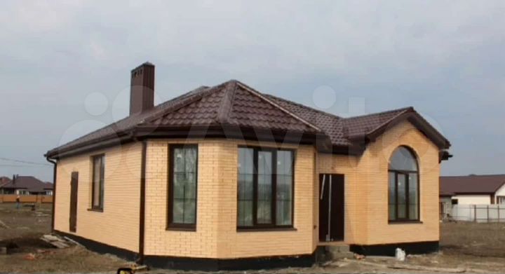 Коттедж 130 м² на участке 10 сот.